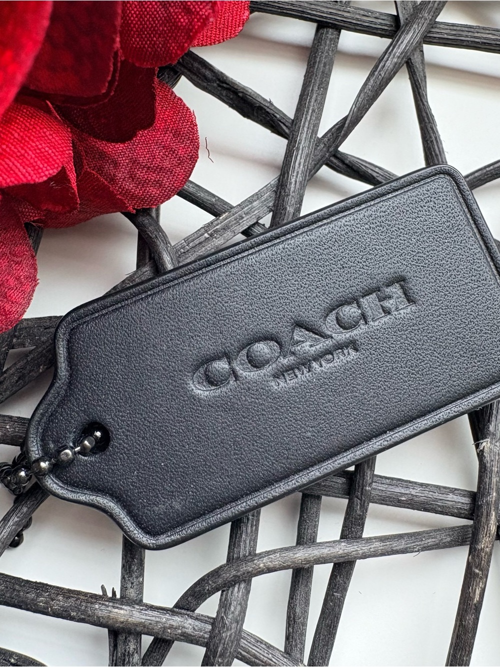 COACH White Leather HangTag - 2-23-19